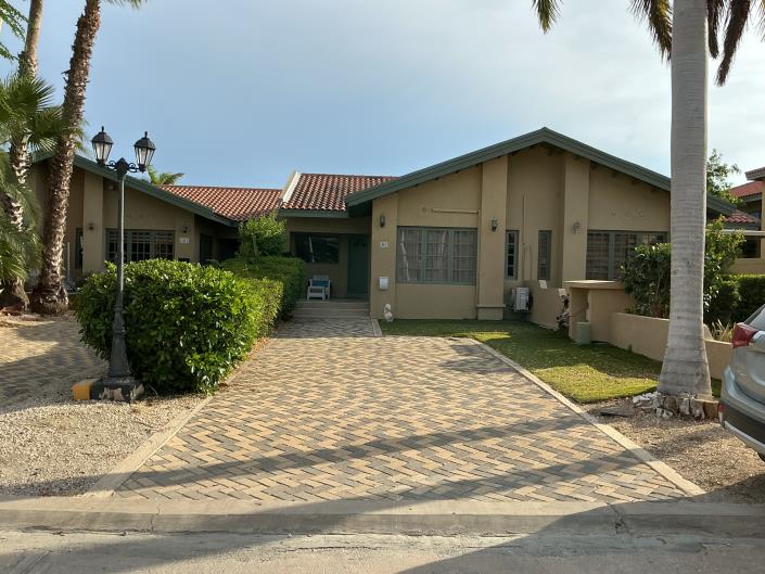 Image No.2-Condo de 2 chambres à vendre à 