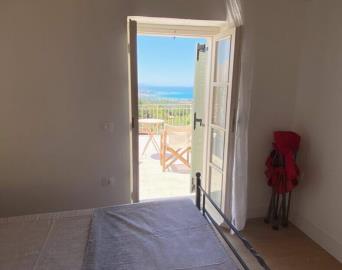 Bed1B_Vert_sea-view-IMG_5454-scaled-1-788x623