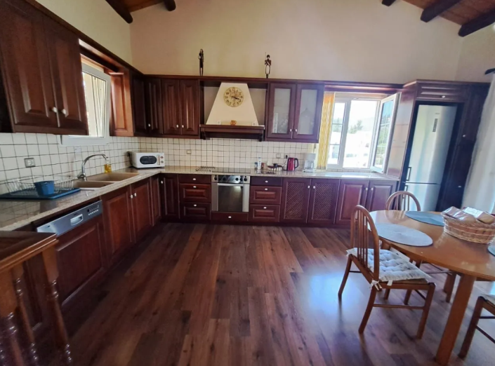 Image No.8-4 Bed Villa for sale