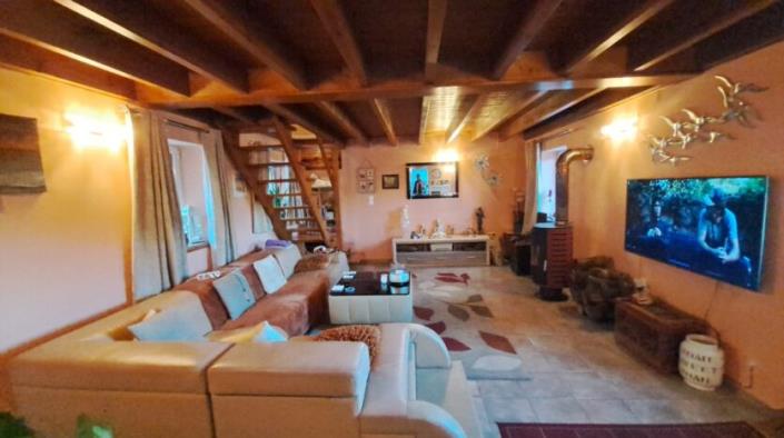 Image No.7-2 Bed House for sale