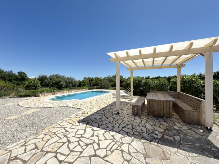 Image No.6-Villa de 4 chambres à vendre à Kato Korakiana