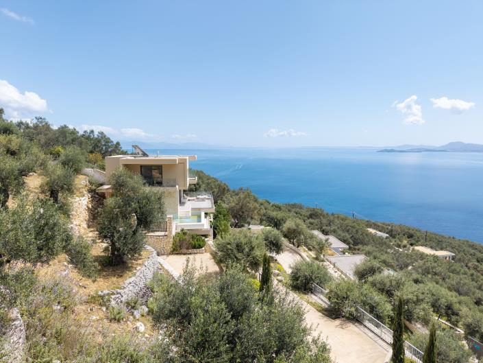 Image No.10-Villa de 4 chambres à vendre à Nissaki