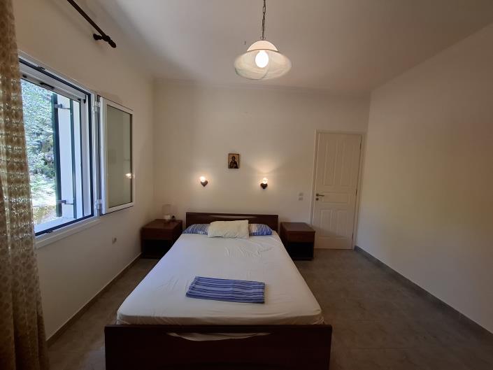 Image No.19-2 Bed House for sale