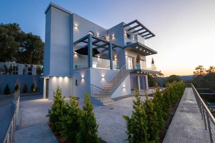 Image No.8-Villa de 5 chambres à vendre à Gouvia