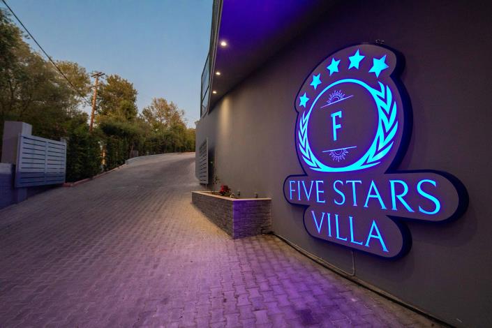 Image No.10-Villa de 5 chambres à vendre à Gouvia