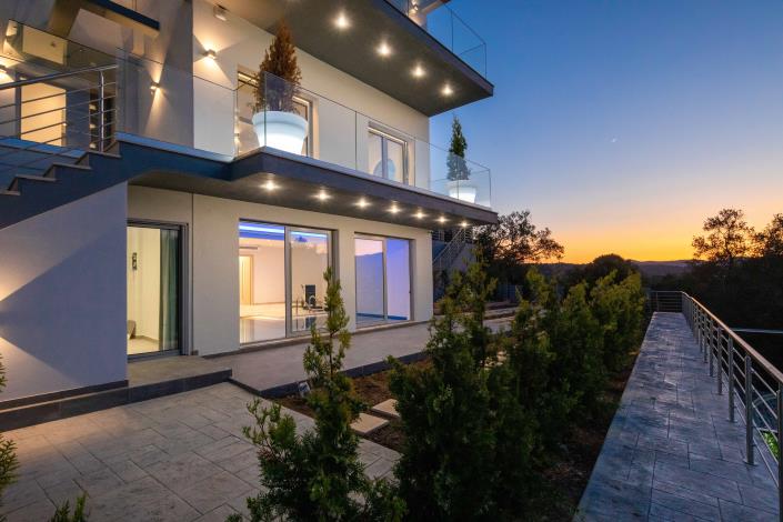 Image No.14-Villa de 5 chambres à vendre à Gouvia