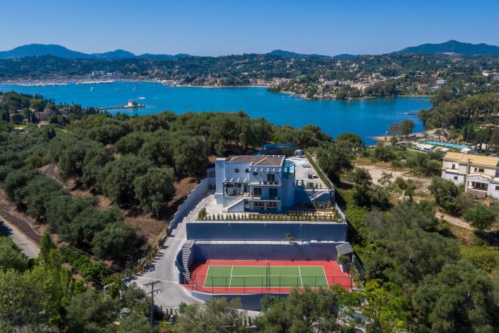 Image No.11-Villa de 5 chambres à vendre à Gouvia