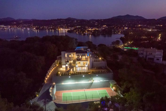 Image No.20-Villa de 5 chambres à vendre à Gouvia