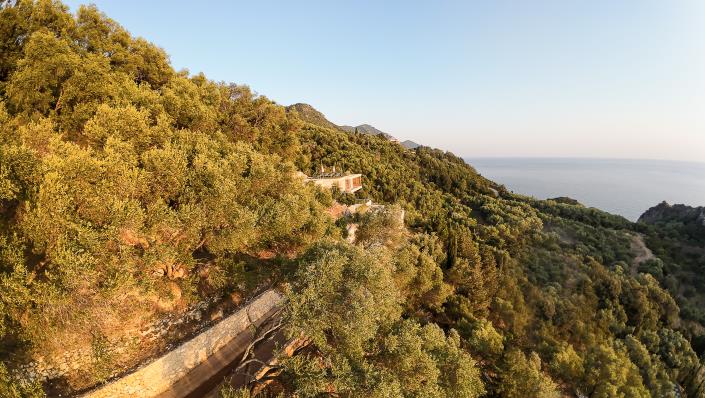 Image No.5-2 Bed Villa for sale