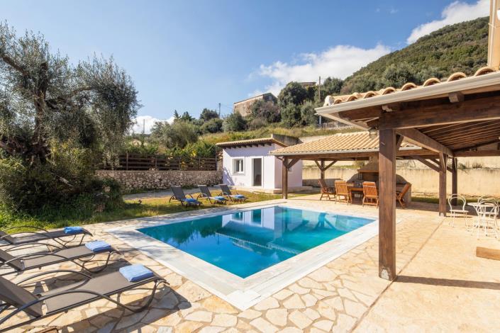 Image No.3-Villa de 4 chambres à vendre à Barbati