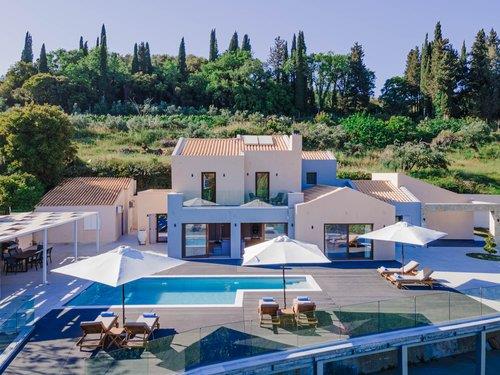Image No.1-4 Bed Villa for sale