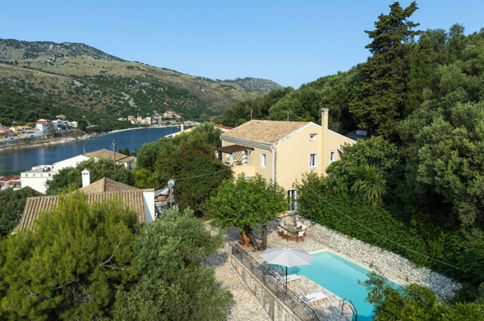 Image No.1-3 Bed Villa for sale