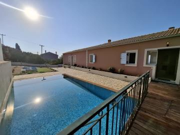 1 - Spartilas, Villa