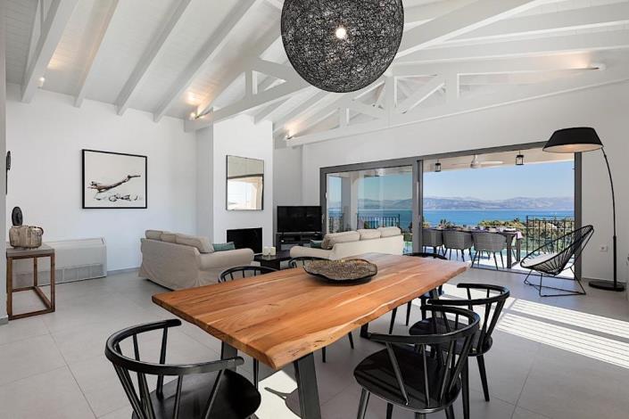 Image No.13-4 Bed Villa / Detached for sale