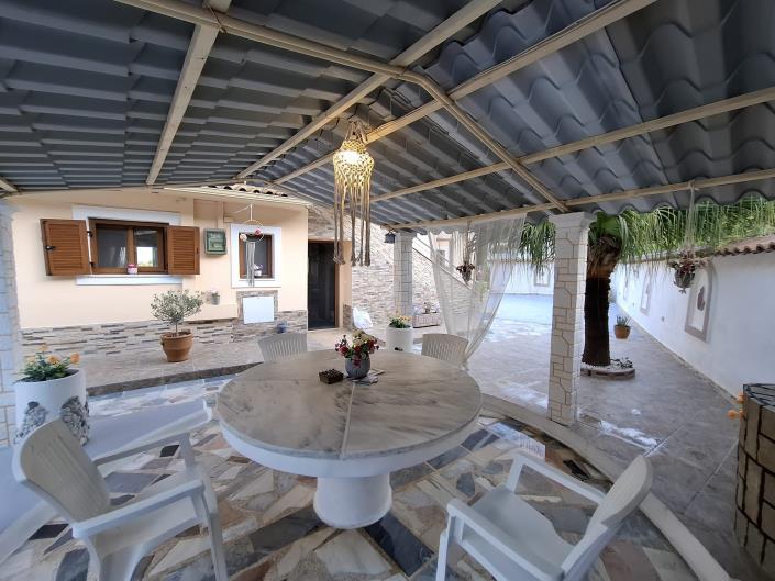 Image No.36-7 Bed House for sale