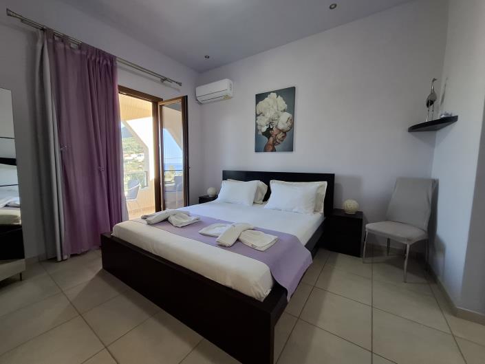 Image No.49-7 Bed House for sale