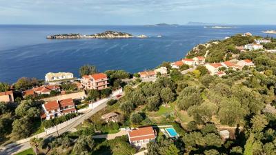 3-Bedroom-Villa-in-Afionas-Surrounded-by-Nature--20-