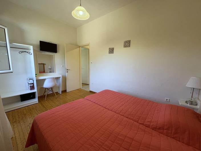 Image No.32-35 Bed House for sale