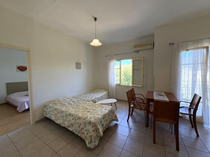 Image No.37-35 Bed House for sale