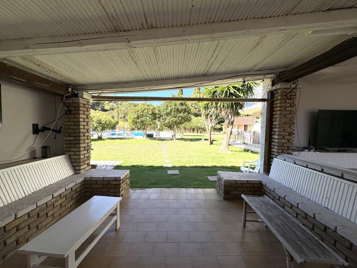 Image No.5-35 Bed House for sale