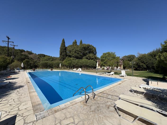 Image No.7-35 Bed House for sale