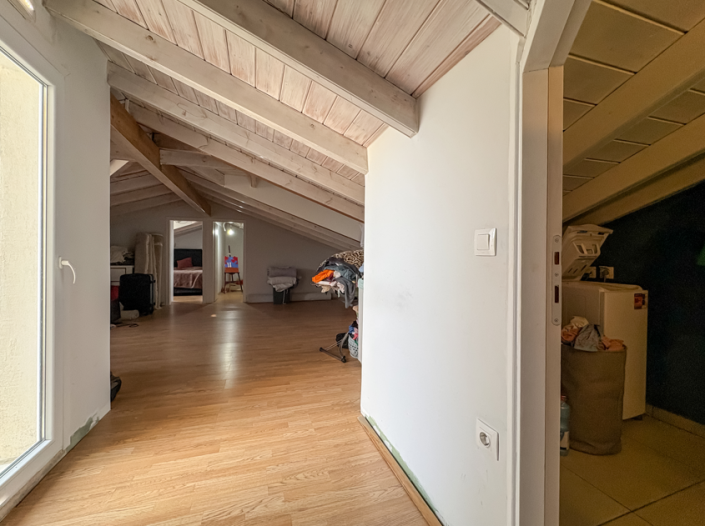 Image No.13-4 Bed Apartment for sale