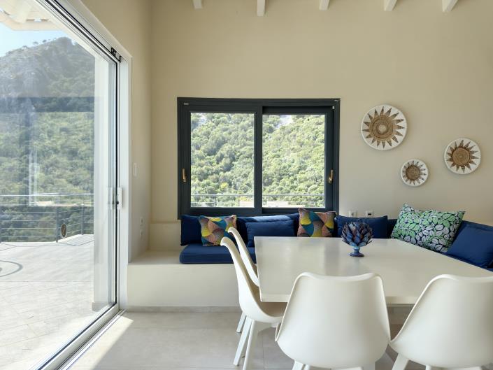 Image No.27-3 Bed Villa for sale