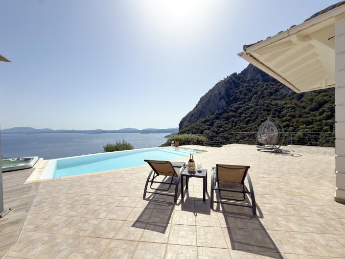 Image No.1-3 Bed Villa for sale