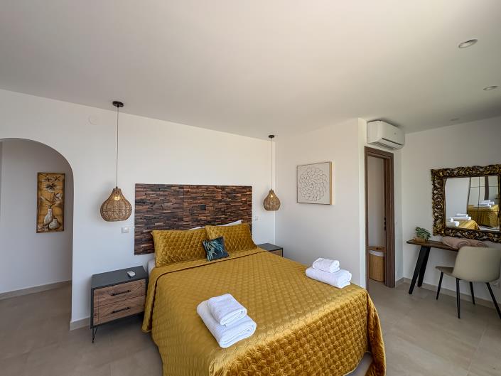 Image No.26-4 Bed Villa for sale