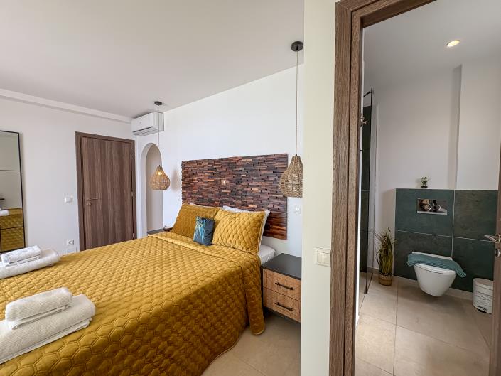 Image No.32-4 Bed Villa for sale