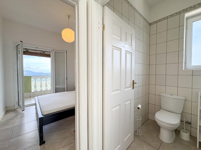 Image No.29-4 Bed Villa for sale