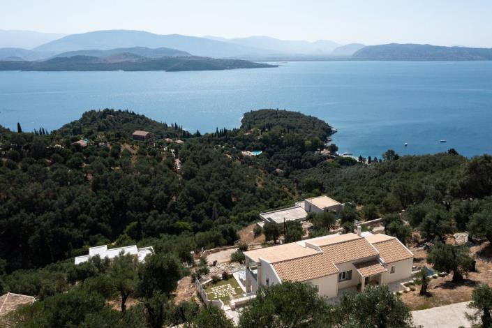 Image No.10-4 Bed Villa for sale