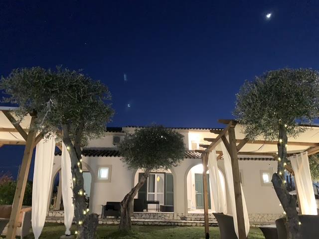 Image No.17-6 Bed Villa for sale