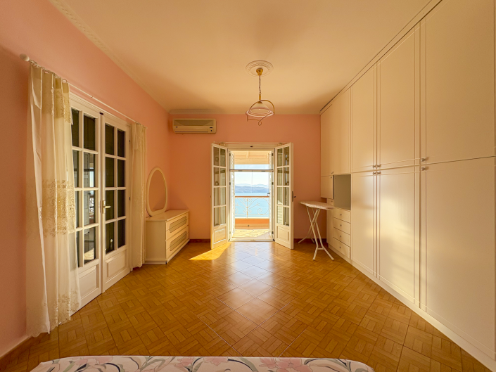 Image No.45-Villa de 4 chambres à vendre à Vigla