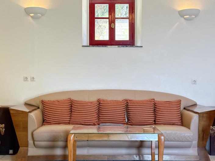 Image No.45-2 Bed Villa for sale