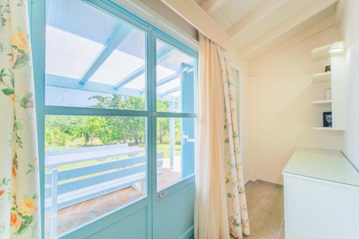 Image No.22-2 Bed Farmhouse for sale