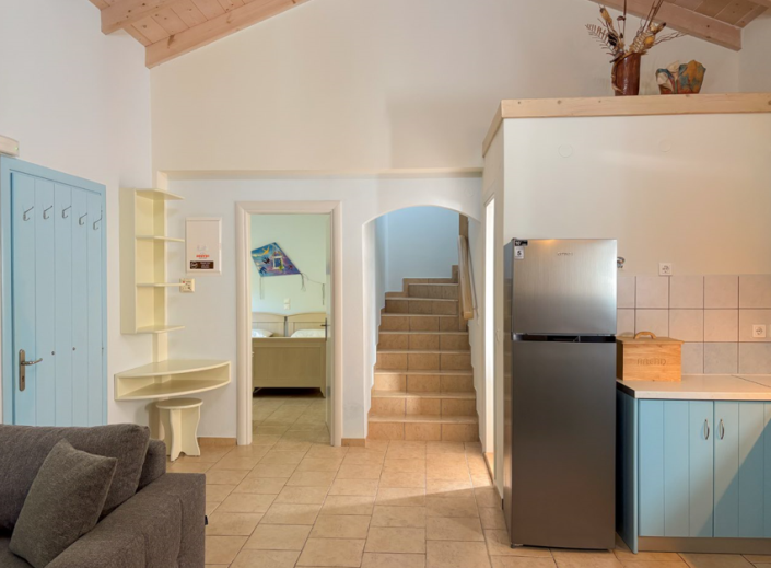 Image No.21-2 Bed Farmhouse for sale