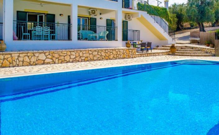 Image No.8-4 Bed Villa for sale