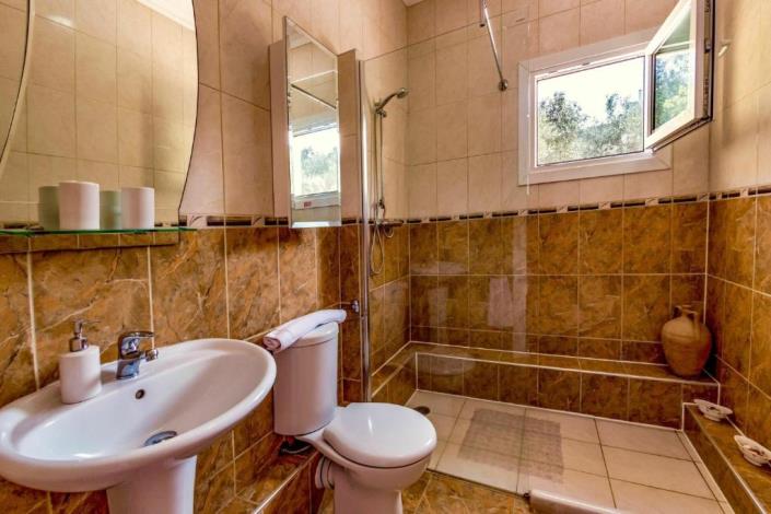Image No.30-4 Bed Villa for sale
