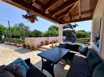 Charming-Renovated-Home-Just-Steps-from-the-Beach--The-Cwtch--Astrekeri--North-Corfu--3-