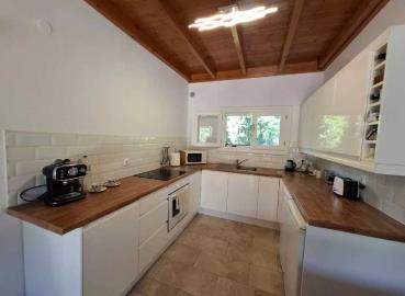 Charming-Renovated-Home-Just-Steps-from-the-Beach--The-Cwtch--Astrekeri--North-Corfu--21-