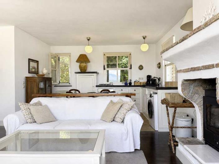 Image No.21-2 Bed Apartment for sale