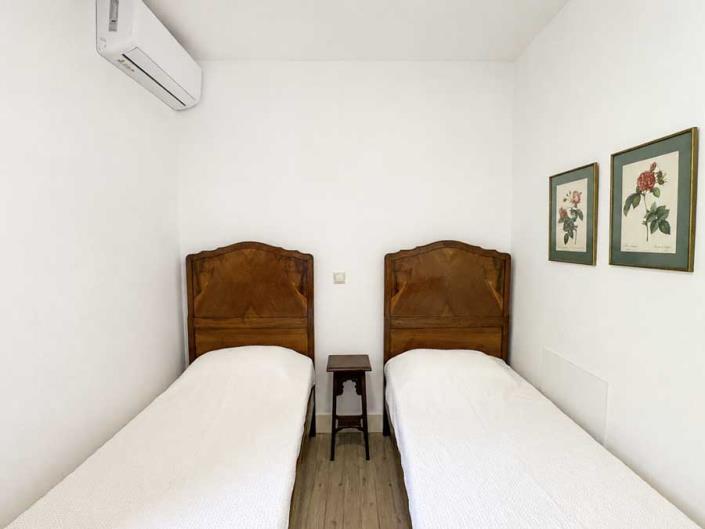Image No.34-2 Bed Apartment for sale