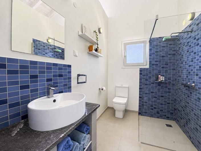 Image No.55-2 Bed House/Villa for sale