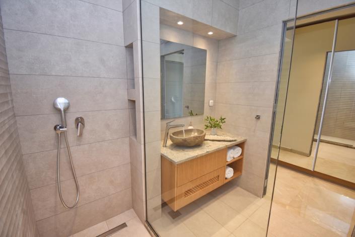 Image No.37-6 Bed Villa for sale