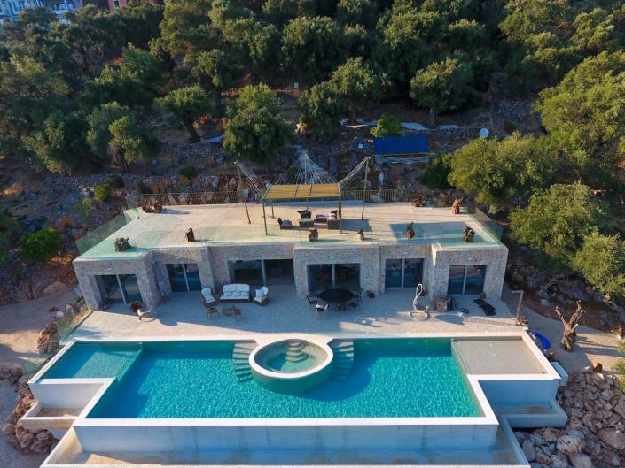 Image No.3-6 Bed Villa for sale