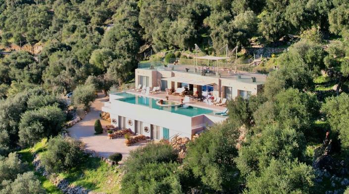 Image No.4-6 Bed Villa for sale