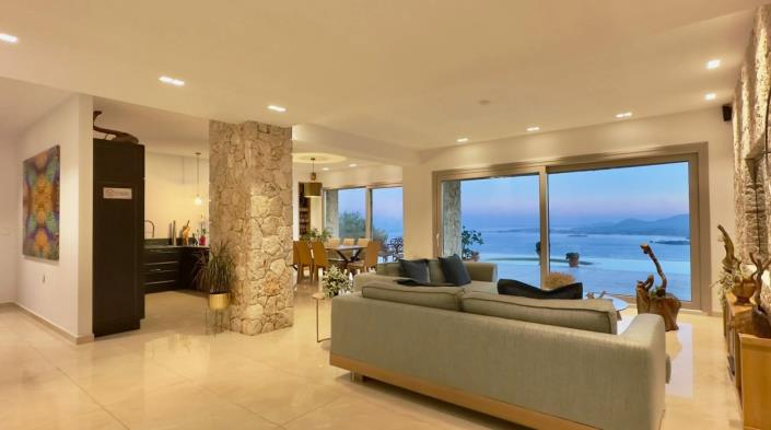 Image No.44-6 Bed Villa for sale