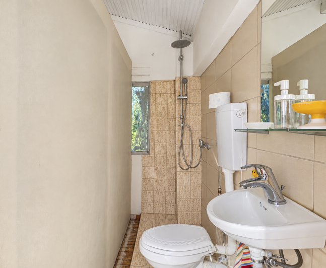 Image No.19-2 Bed House for sale