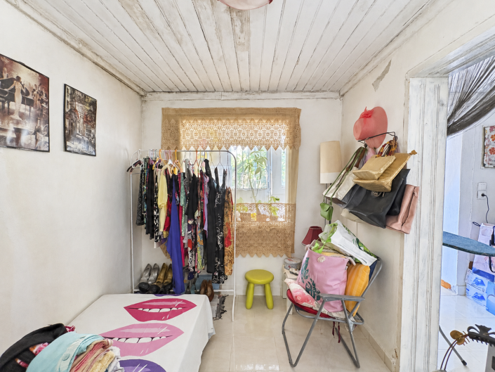 Image No.30-2 Bed House for sale